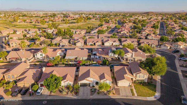 4037 E NAMBE Street E, Phoenix, AZ 85044