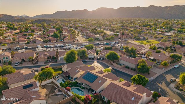4037 E NAMBE Street E, Phoenix, AZ 85044