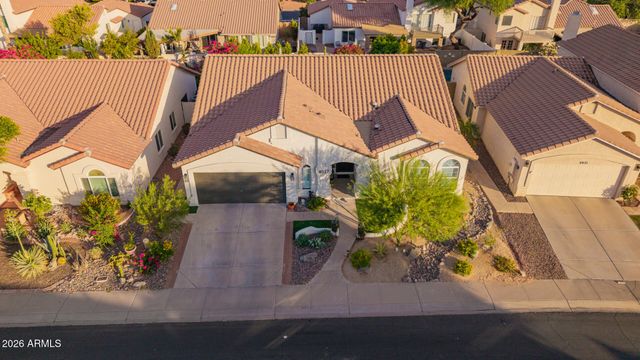 4037 E NAMBE Street E, Phoenix, AZ 85044