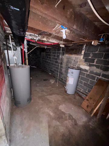2222 Cumings Avenue, Flint, MI 48503