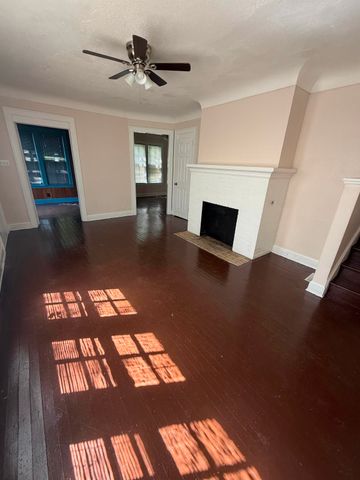 2222 Cumings Avenue, Flint, MI 48503