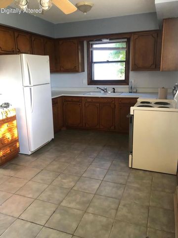 1628 Echo LANE, Racine, WI 53406