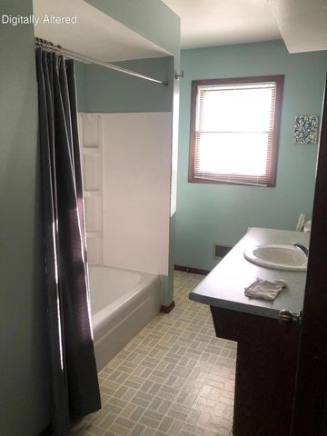 1628 Echo LANE, Racine, WI 53406