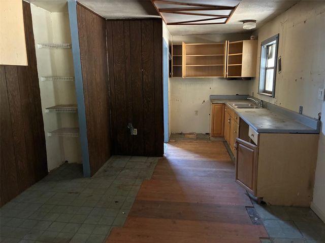 116 Flaming Oak DR, Bastrop, TX 78602