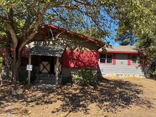 116 Flaming Oak DR, Bastrop, TX 78602