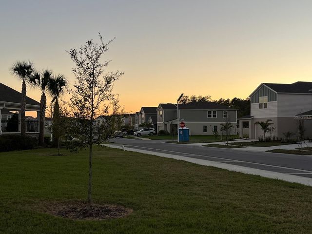 7623 PEACE LILY AVENUE, Wesley Chapel, FL 33545