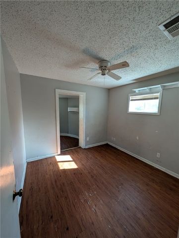4104 Marsh Street, Bryan, TX 77803