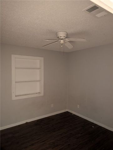 4104 Marsh Street, Bryan, TX 77803