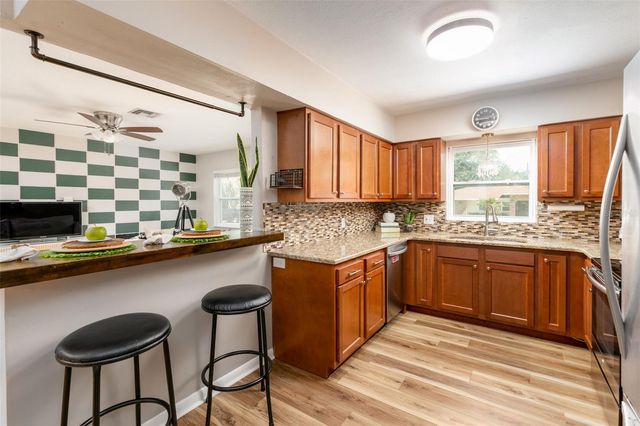 8242 31ST TERRACE N, St Petersburg, FL 33710