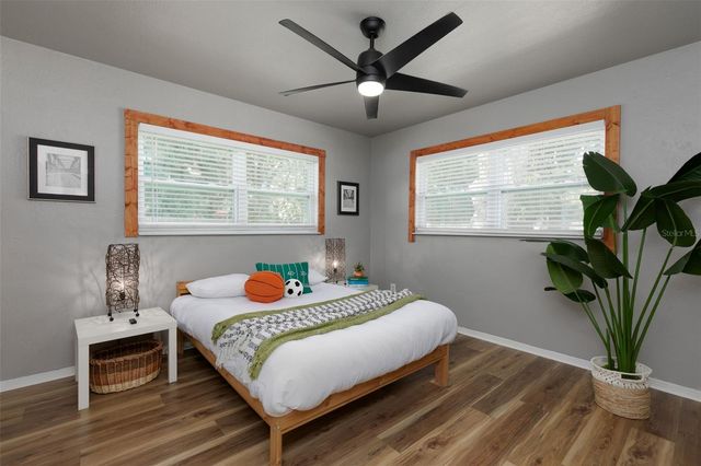 8242 31ST TERRACE N, St Petersburg, FL 33710