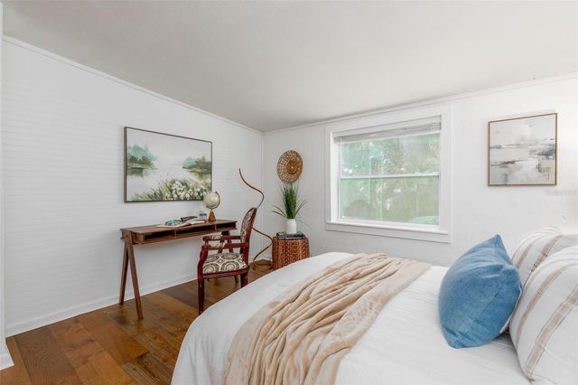 8242 31ST TERRACE N, St Petersburg, FL 33710