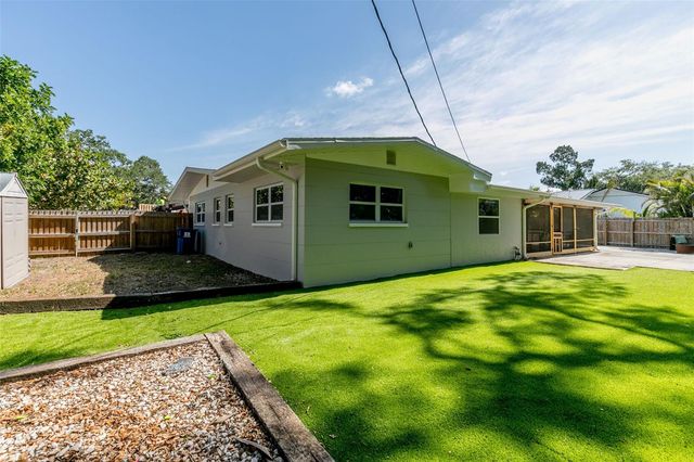 8242 31ST TERRACE N, St Petersburg, FL 33710