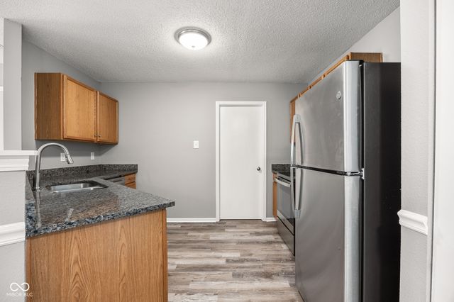 1845 Blue Pine Lane, Indianapolis, IN 46231