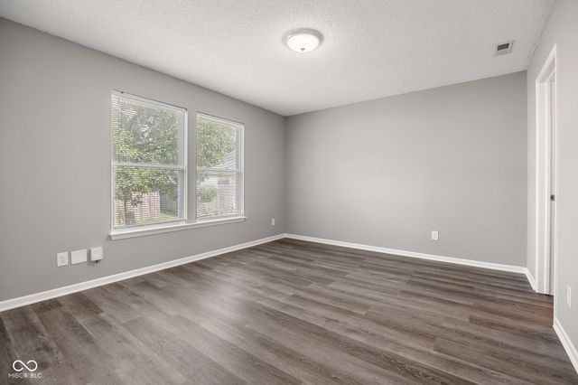 1845 Blue Pine Lane, Indianapolis, IN 46231