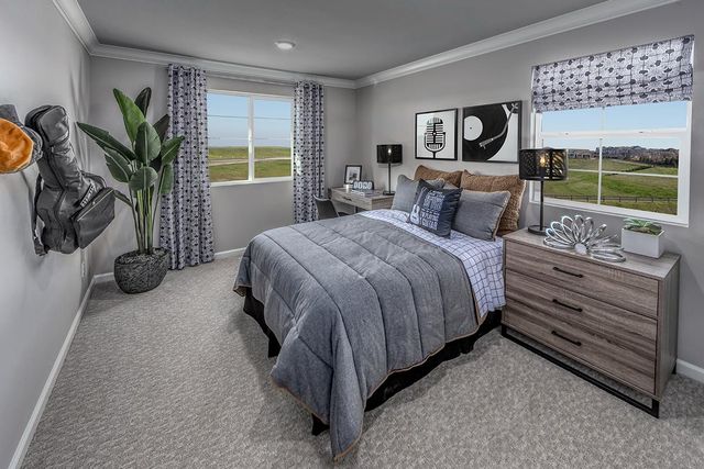 971 N Filbert Avenue, Fresno, CA 93727