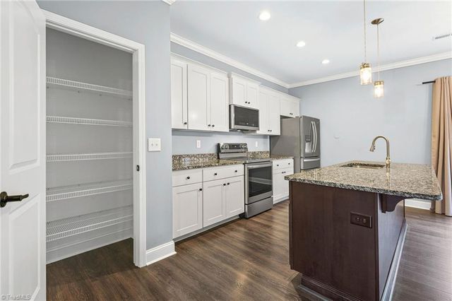 164 Mccullough Road, Mocksville, NC 27028