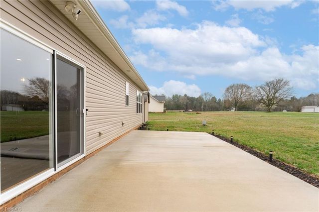 164 Mccullough Road, Mocksville, NC 27028