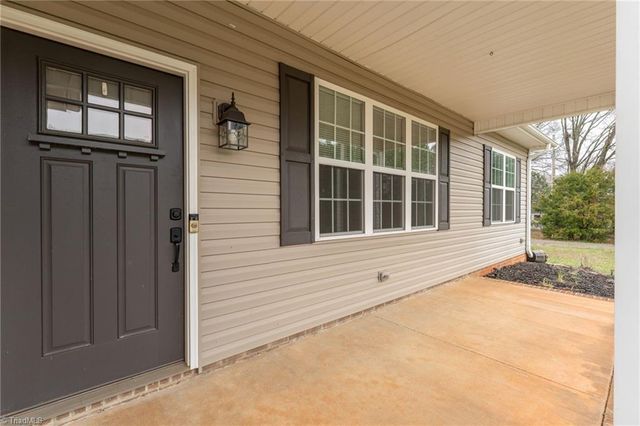 164 Mccullough Road, Mocksville, NC 27028