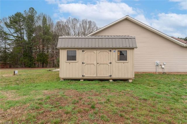 164 Mccullough Road, Mocksville, NC 27028