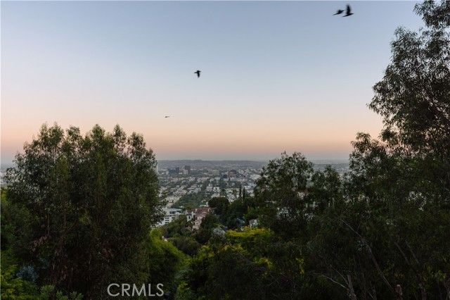 8448 Franklin, Los Angeles, CA 90069