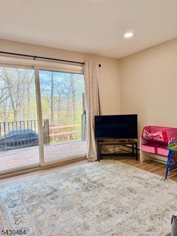 528 Upperway, Wharton Boro, NJ 07885