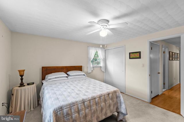 995 DETWILER DR, York, PA 17404