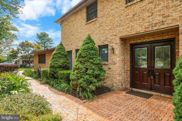995 DETWILER DR, York, PA 17404