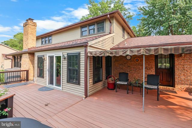 995 DETWILER DR, York, PA 17404
