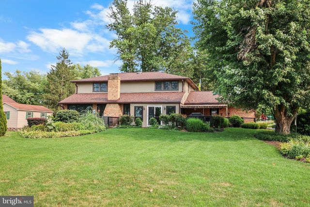 995 DETWILER DR, York, PA 17404