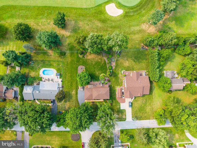 995 DETWILER DR, York, PA 17404
