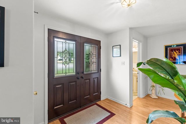 995 DETWILER DR, York, PA 17404