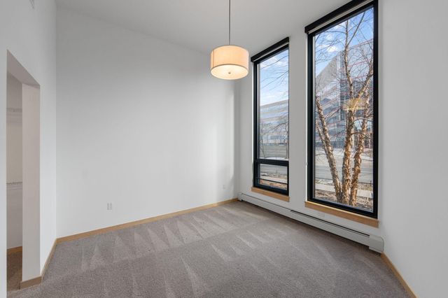 1240 S 2nd Street 124, Minneapolis, MN 55415