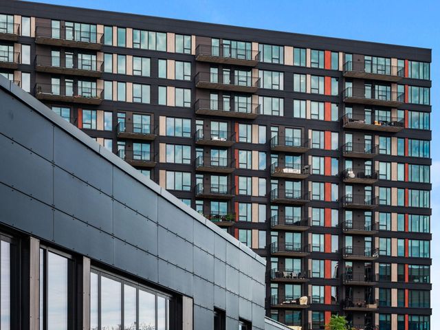 1240 S 2nd Street 124, Minneapolis, MN 55415