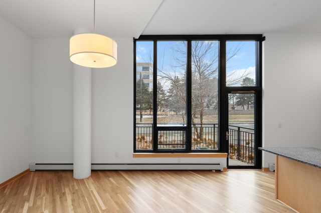 1240 S 2nd Street 124, Minneapolis, MN 55415