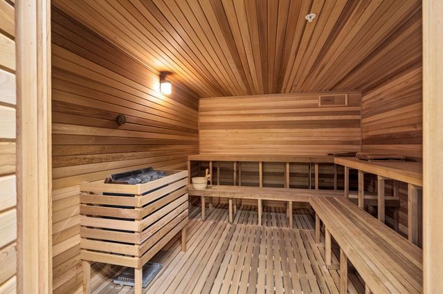 1240 S 2nd Street 124, Minneapolis, MN 55415