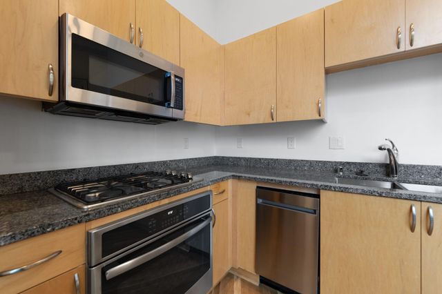 1240 S 2nd Street 124, Minneapolis, MN 55415