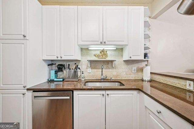 5106 Woodland Lane, Alpharetta, GA 30009