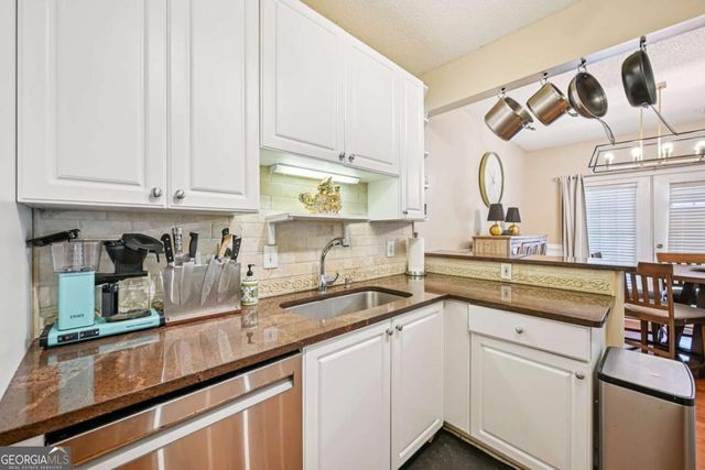5106 Woodland Lane, Alpharetta, GA 30009