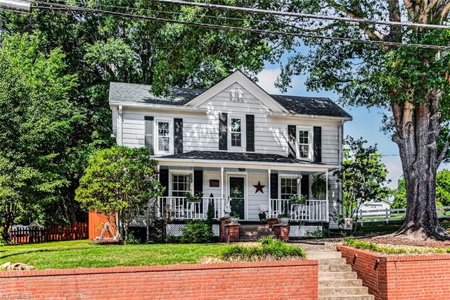 712 Liberty Street, Ramseur, NC 27316