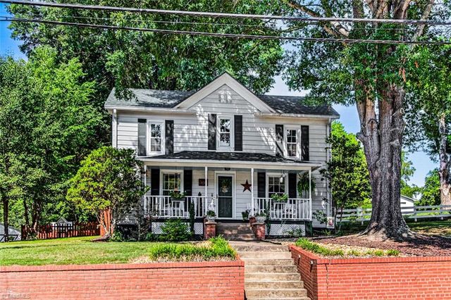 712 Liberty Street, Ramseur, NC 27316