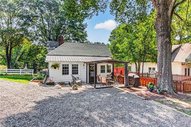 712 Liberty Street, Ramseur, NC 27316