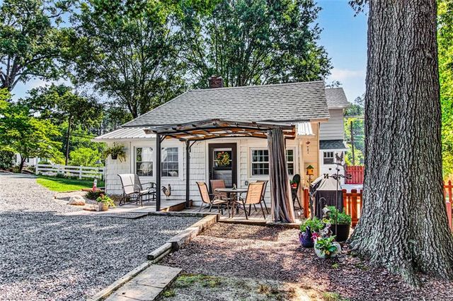 712 Liberty Street, Ramseur, NC 27316