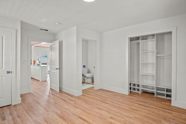 1330 Whispering Sands St, Port Aransas, TX 78373