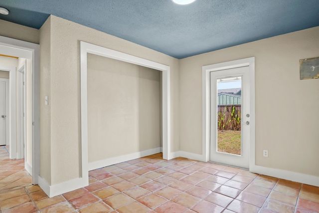 1330 Whispering Sands St, Port Aransas, TX 78373