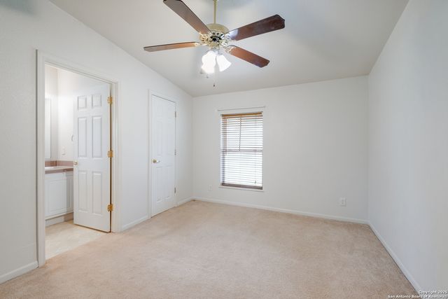 1075 Quail Run, Lytle, TX 78052