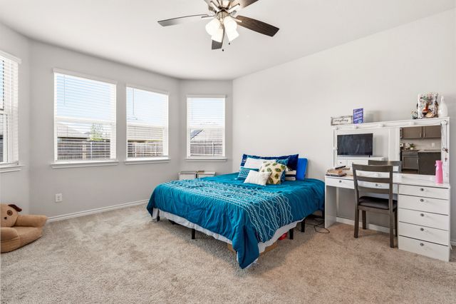 1329 Wentwood Drive, Desoto, TX 75115