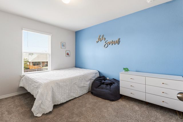 1329 Wentwood Drive, Desoto, TX 75115