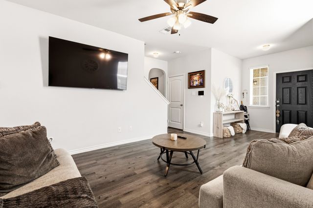 1329 Wentwood Drive, Desoto, TX 75115