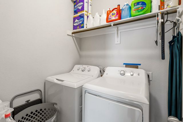 1329 Wentwood Drive, Desoto, TX 75115