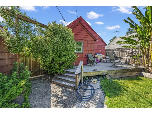 540 27TH Ave, Longview, WA 98632